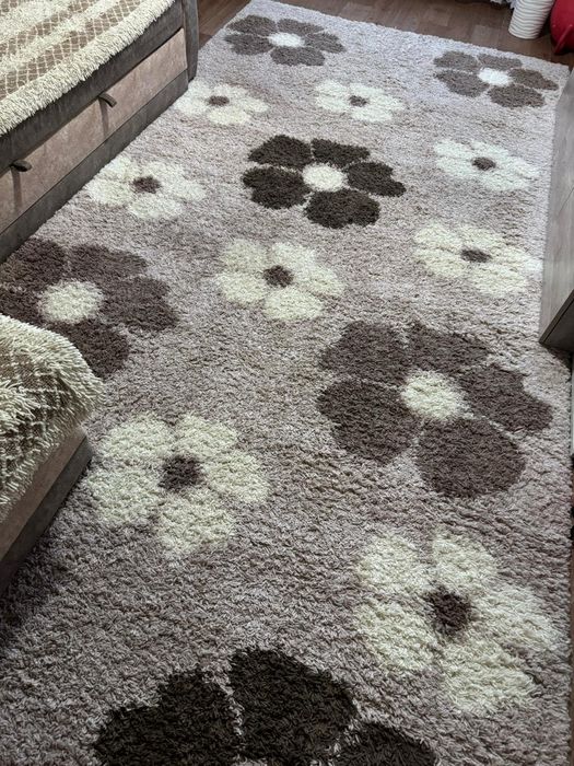 Продам ковер ворсинистый