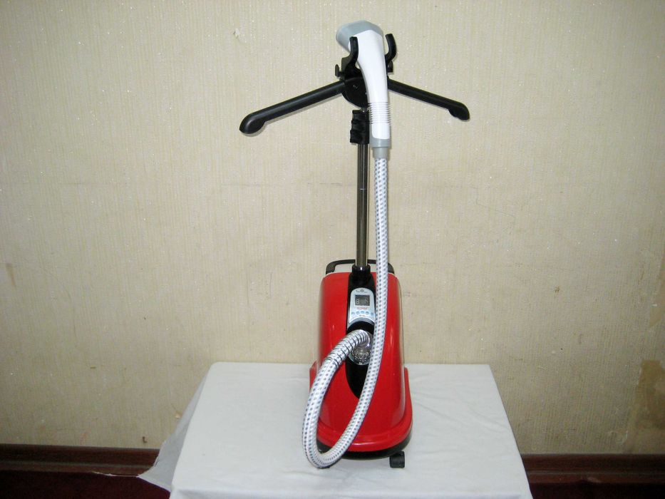 Отпариватель паровой утюг ALONSA оригинал идеальном почти новая!