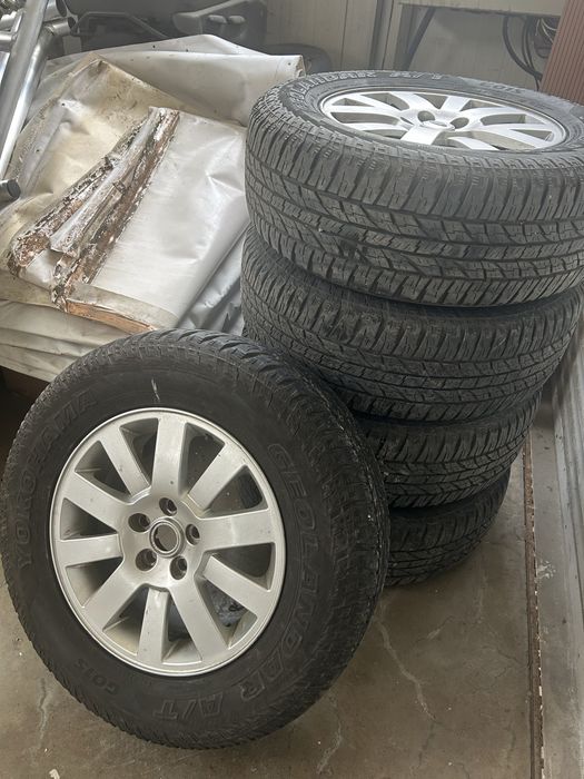 5 броя гуми с алуминиеви джанти Land Rover – Yokohama Geolandar A/T G015 – 265/65 R17