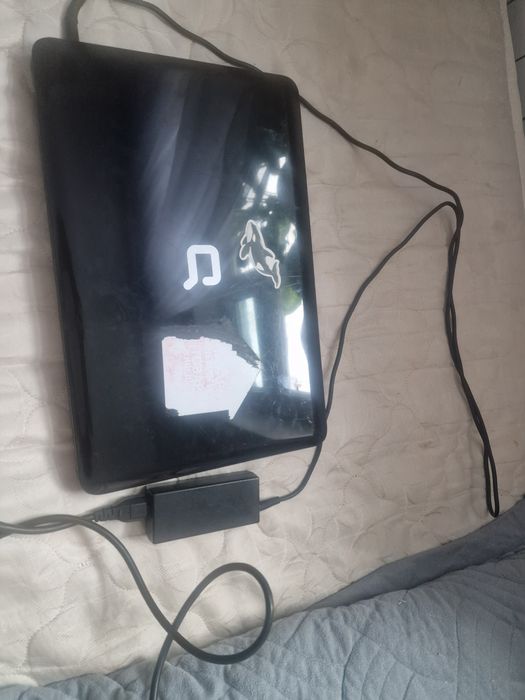 Продам ноутбук compaq 500gb