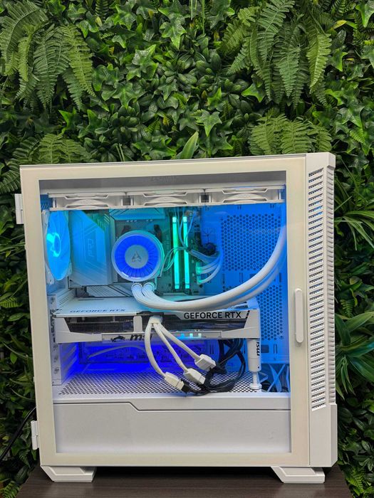 БРУТАЛЕН Гейминг Компютър | RTX 5070TI | RYZEN 7-9800X3D
