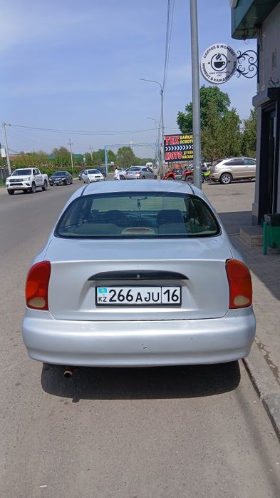 Продам машину Заз