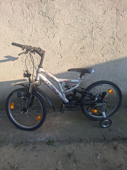 Детски играчки ..