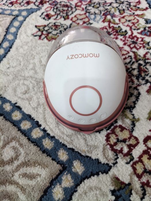 Молокоотсос MOMCOZY