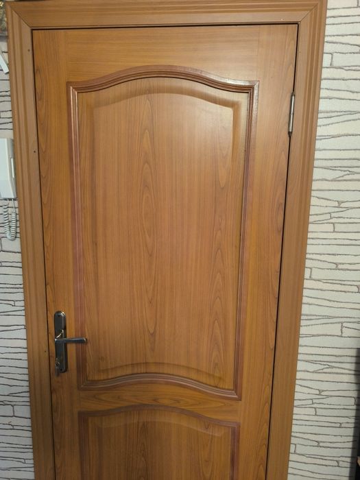 Межкомнатная дверь