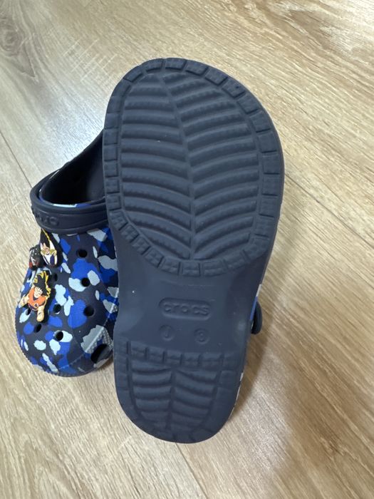 Продам шлепки crocs