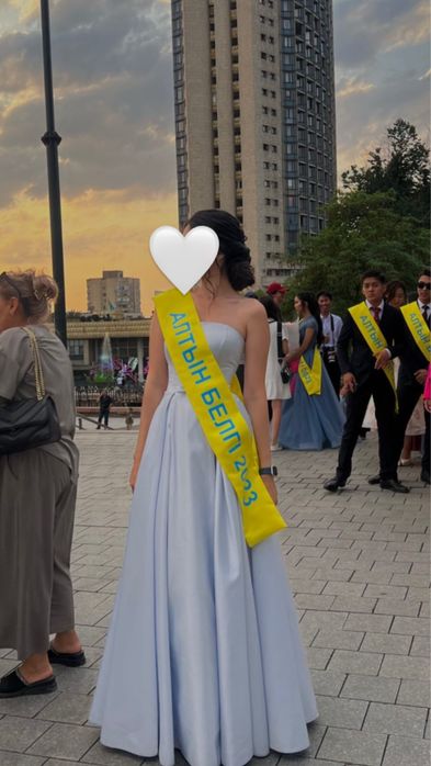 Платье на выпускной