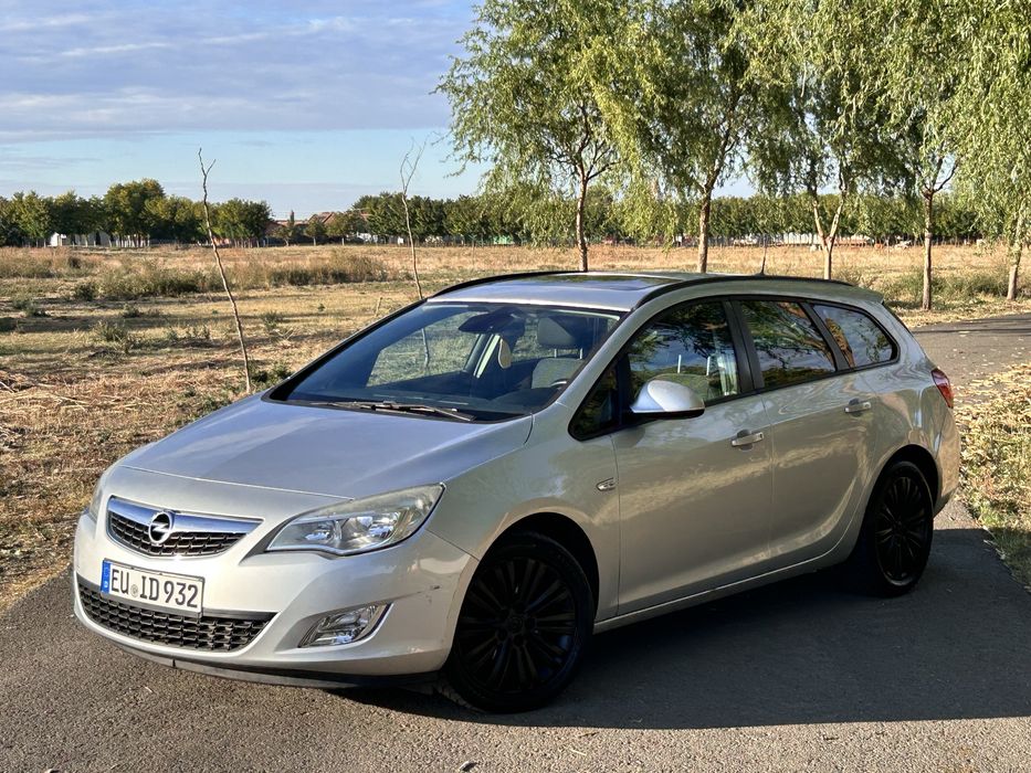 OPEL Astra 2011 — imagine 3