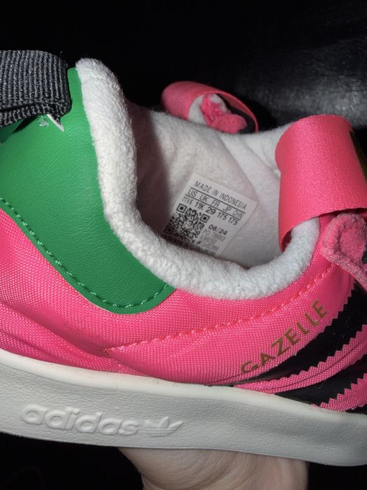 Adidași Adidas Gazelle marimea 29