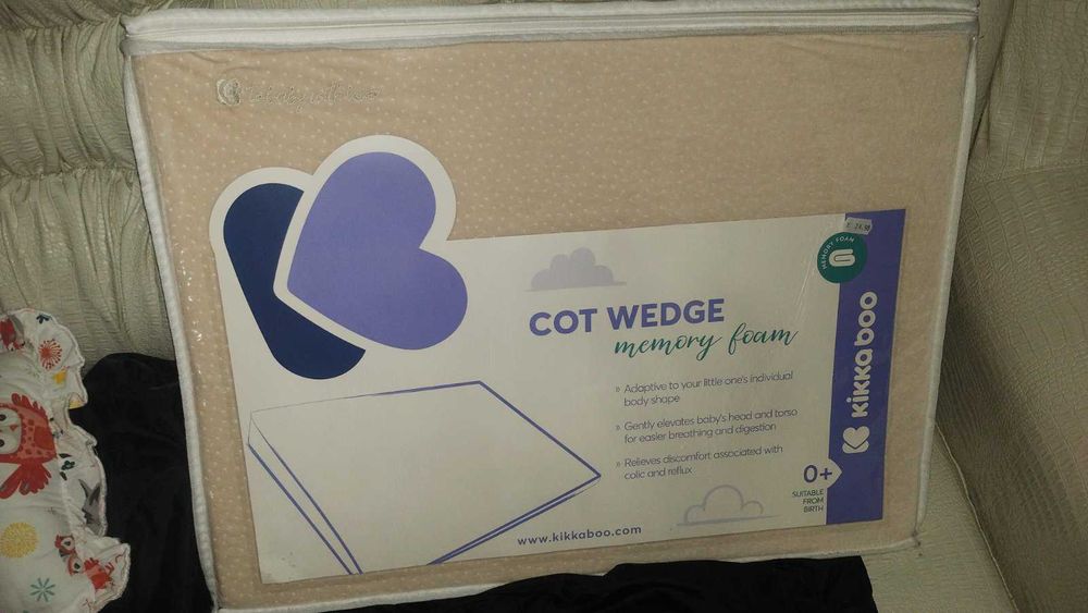 Бебешко матраче и антирефлуксна възглавничка  новии