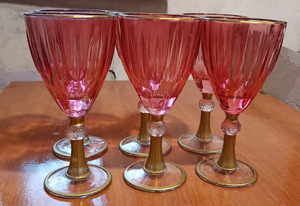 Бокалы 6шт продам