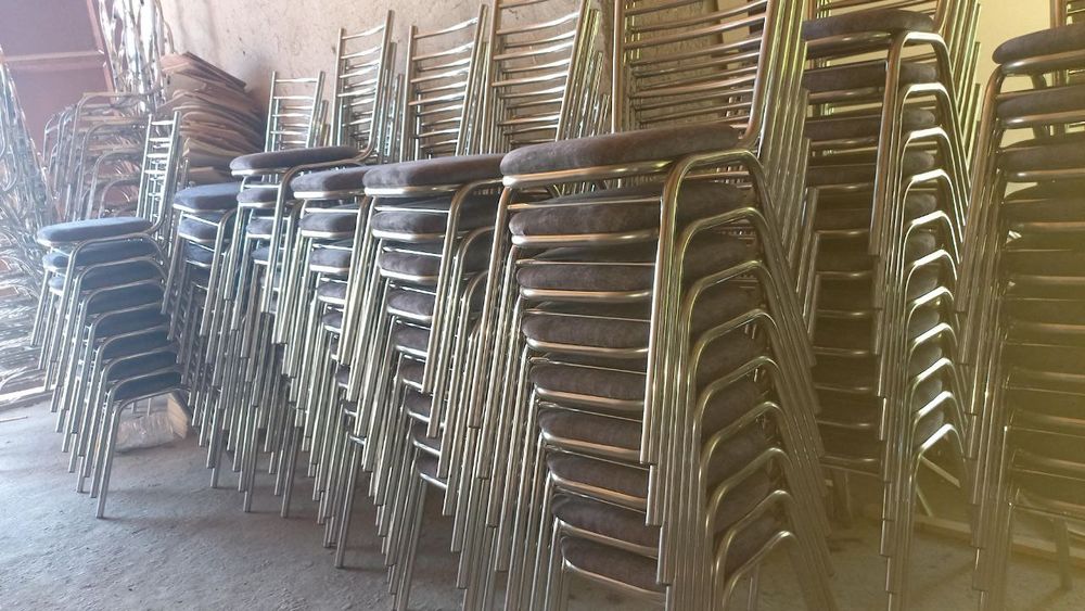 Nerjaveka stôl va stullar Samarqand