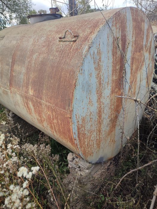 Цестерна под ГСМ