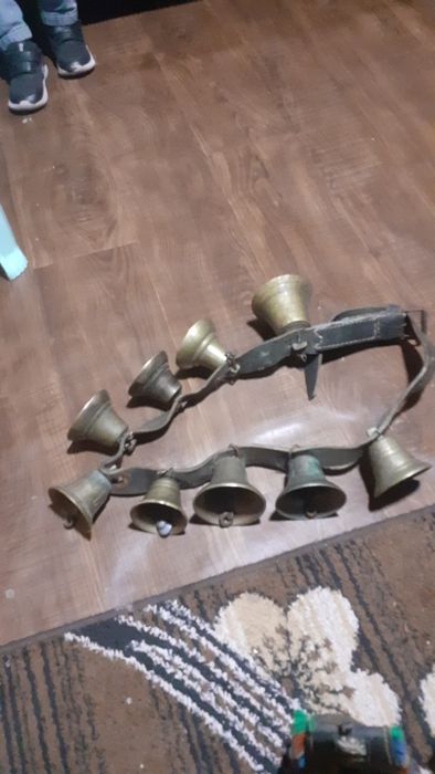 Vând centură de clopote