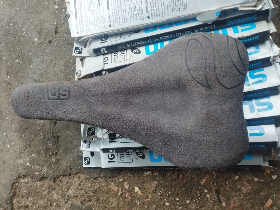 Șa sqlab 611 , lanțuri bicicleta 8 viteze