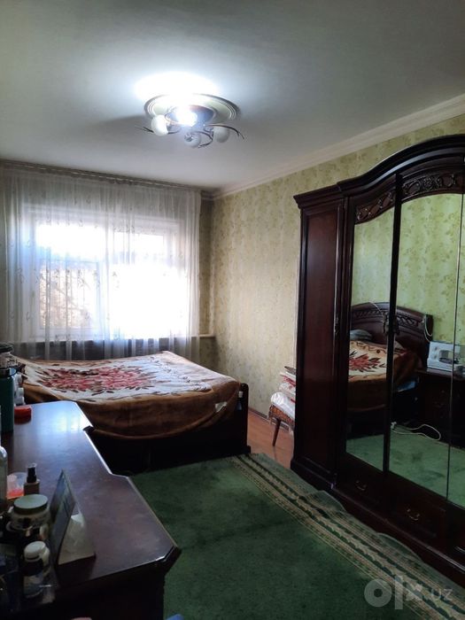 Продается банковский дом рядом с Туринским Институтом