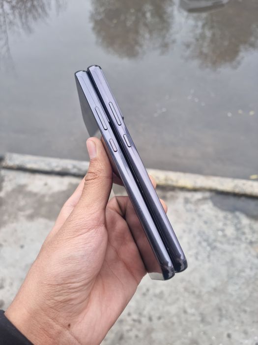 Samsung galaxy s22+ 5G 8/256gb holati yaxshi