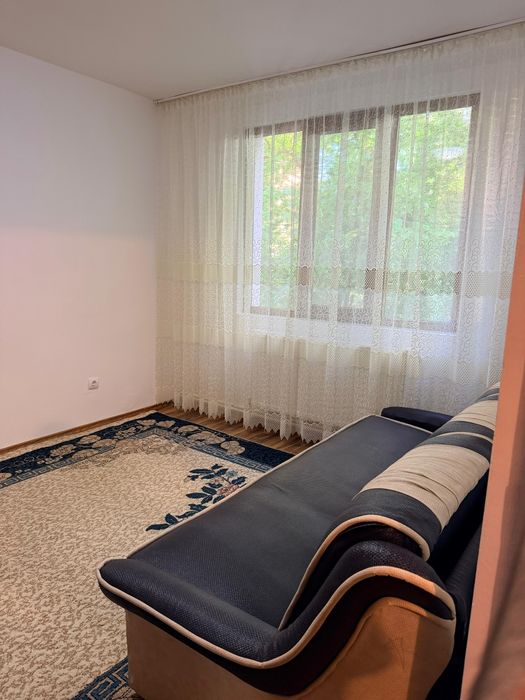 Închiriez apartament 2 camere micro 19