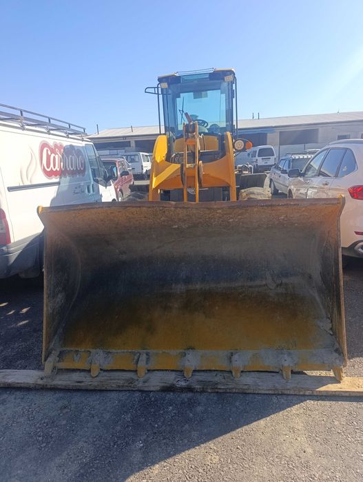 Погрузчик Сотилади. 1.5 куб