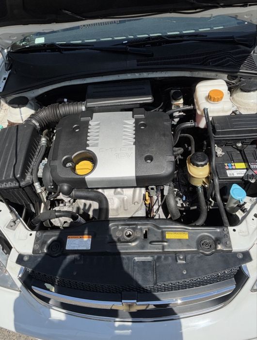 Продам chevrolet lacetti 1.8