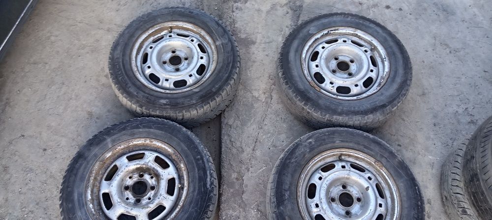 Продам диски с резиной