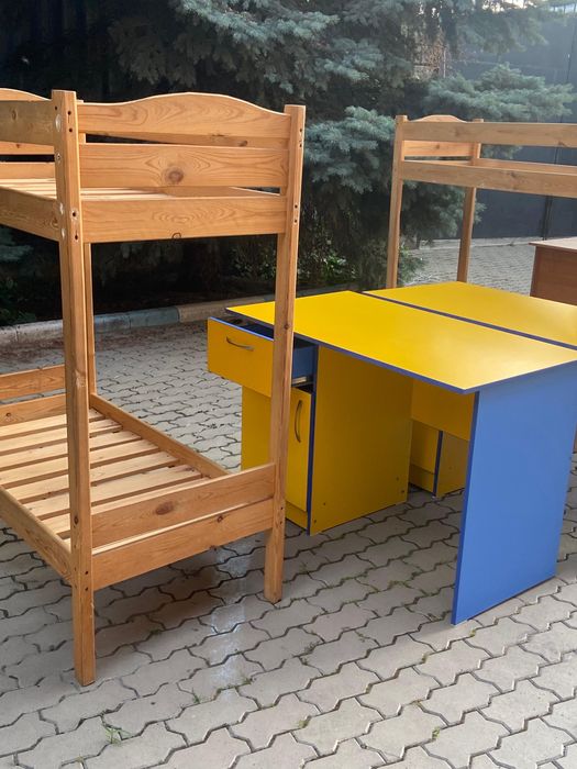 Продам мебель для детского сада, столы стулья кровати,