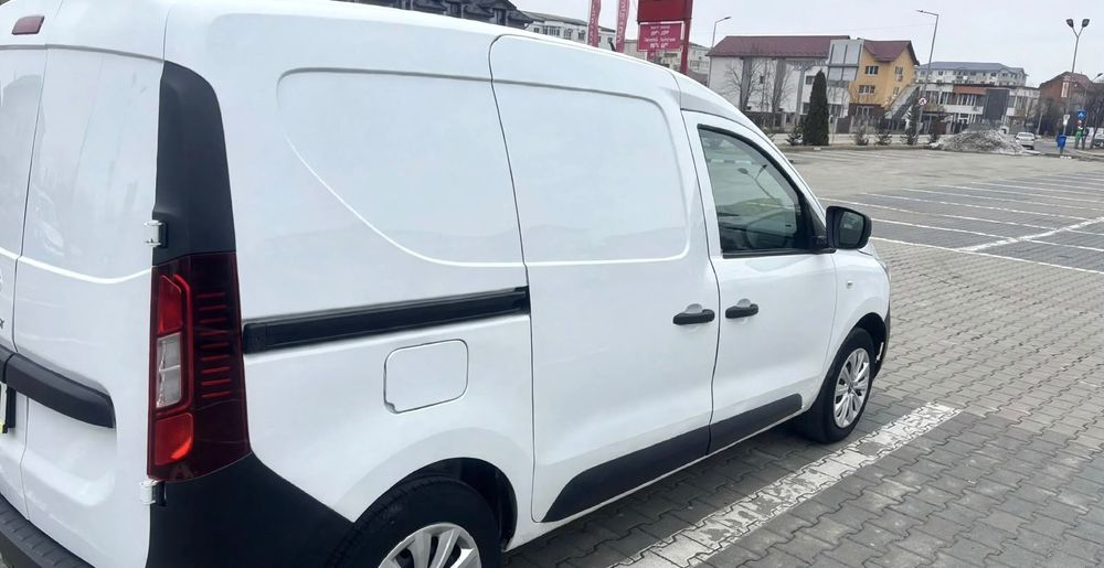 RENAULT Express 2022 — imagine 5