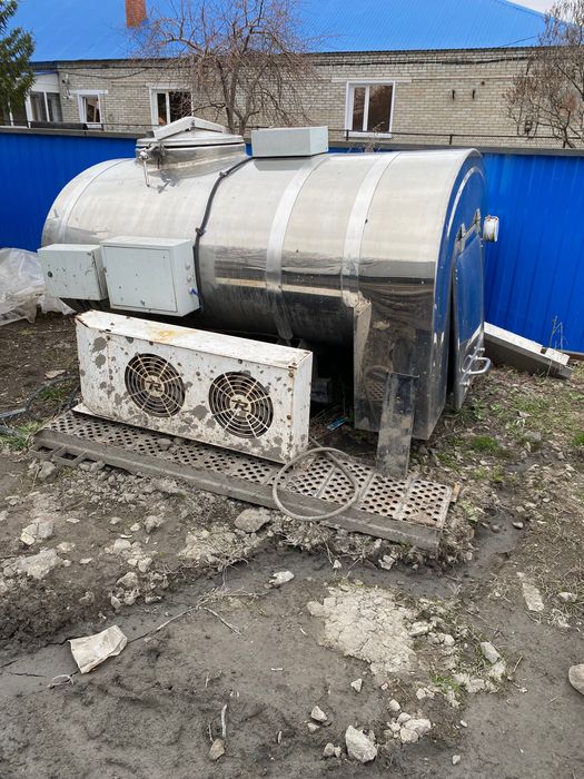 Продам охладитель на авто