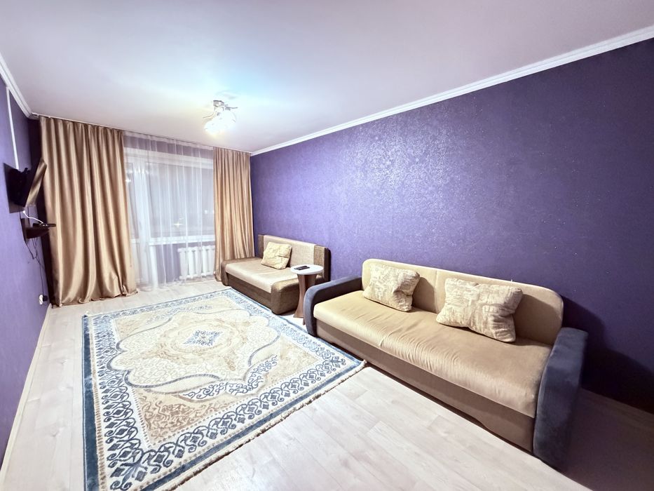 Посуточно 2 ком.кв .тд Ажар