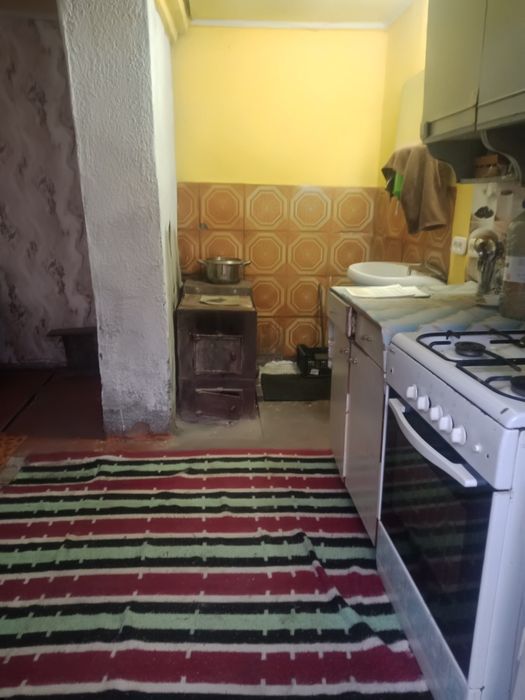 Продам земельный участок с времянкой