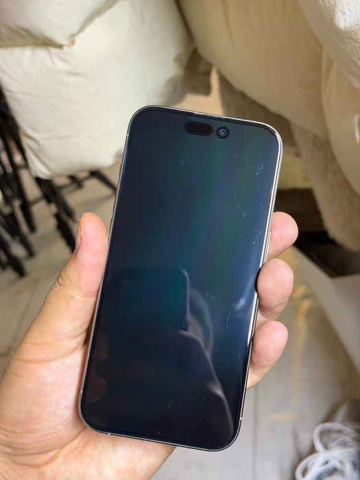 iPhone 15 pro на 512 мб