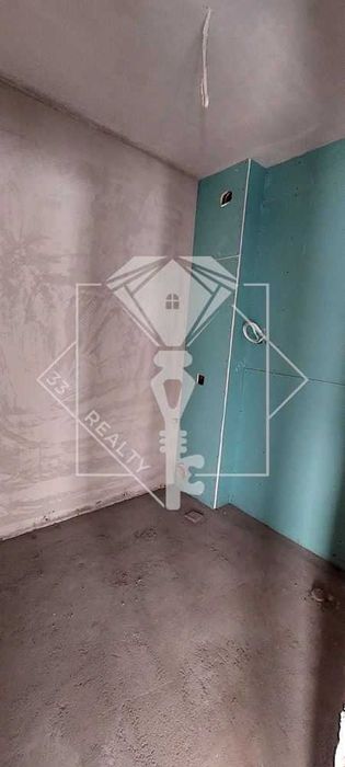 Тристаен апартамент в Христо Смирненски