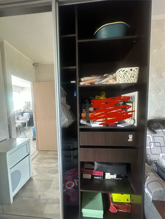 Продам шкаф купе зеркальный