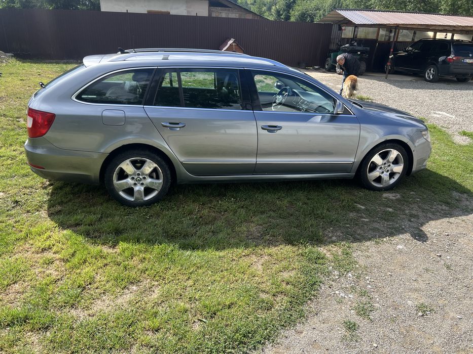 SKODA Superb 2011 — imagine 2