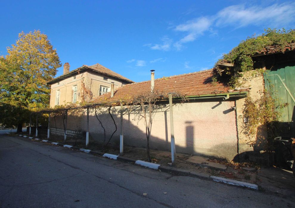 Продава се Къща в с. Крушуна, Област Ловеч - 128 кв.м за 319 €/кв.м - Снимка #19