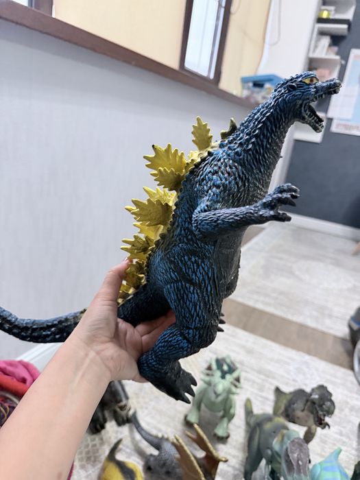 Динозавры разных размеров