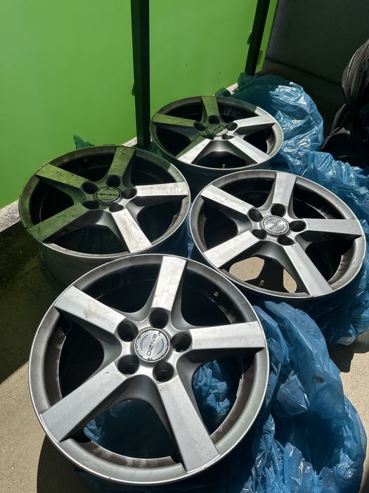 Jante Enzo 5×120 205/55/R16 de pe BMW F30