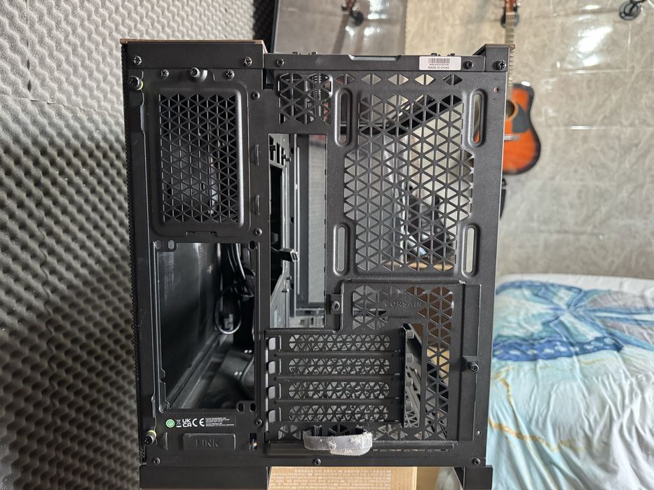 Carcasă PC Premium Corsair 2500X Wood Edition - Nouă, cu folii (mATX/ITX), pentru Gaming sau birou