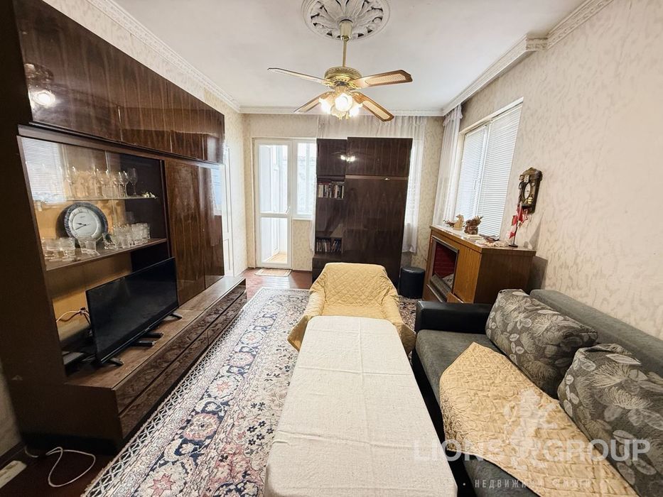 Продава се Тристаен апартамент в Варна, Левски - 85 кв.м за 1020 €/кв.м - Снимка #4