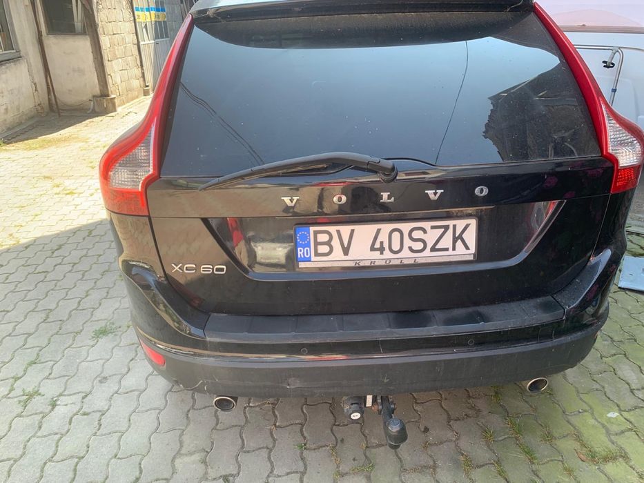 VOLVO XC60 2011 — imagine 2