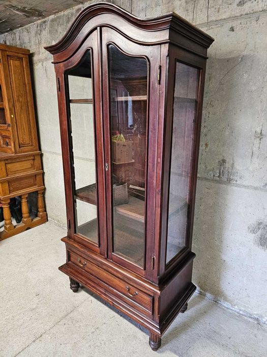 Витрина в стил Рустик