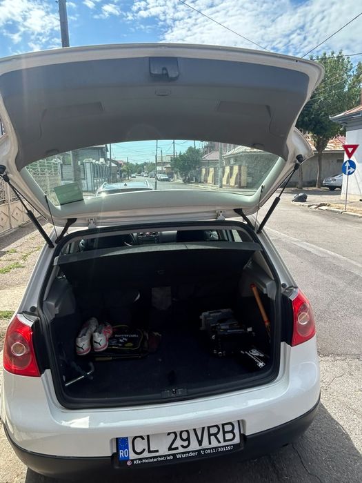 Doar Vând Golf 5