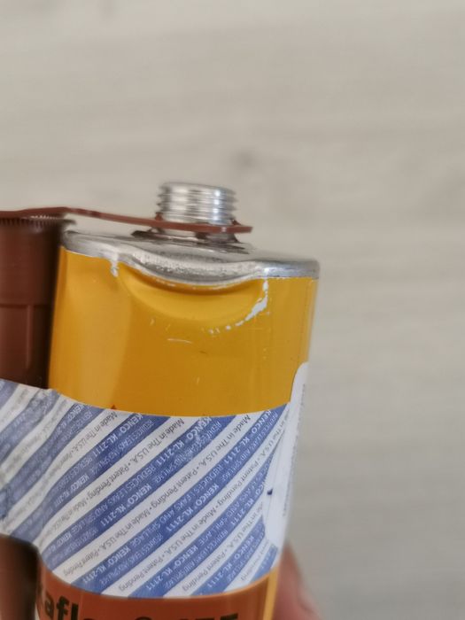 Adeziv de lipit țiglă