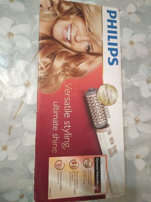 Фен-расческа Philips