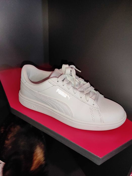 Бели кецове Puma
