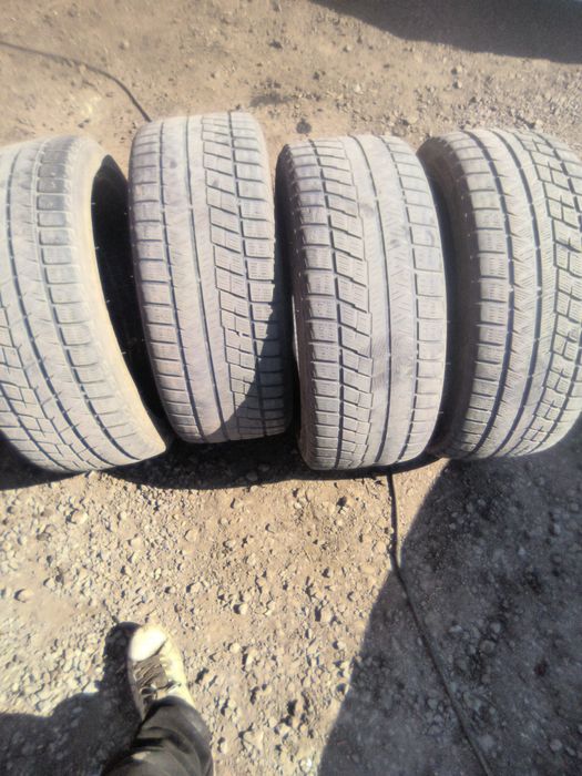 Продам зимние шины