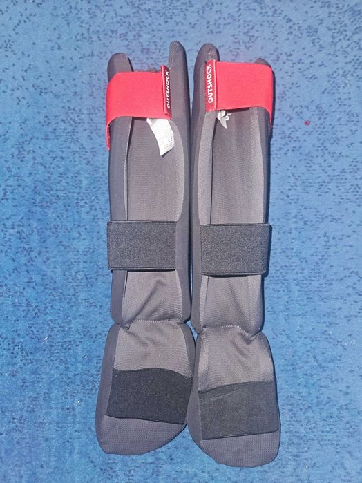 Kit Box Adidas (mănuși 12oz + bandaje) + Protecții tibie Outshock M – NEFOLOSITE