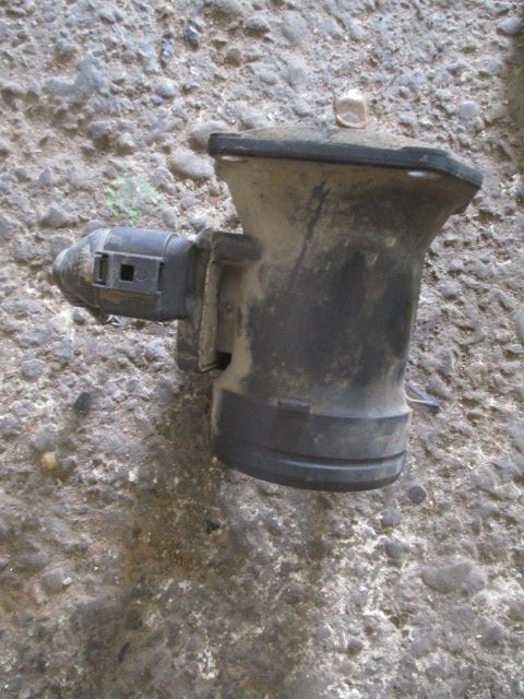 Debitmetru aer Octavia 1 golf 4 Seat A3 motor 1,6 benzina 8 valve BFQ