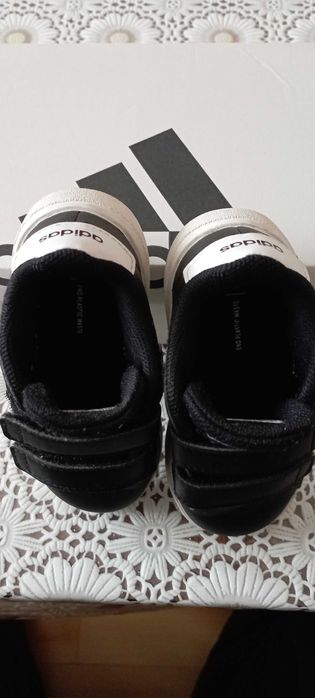 Детски маратонки марка ..адидас.. 22 номер
