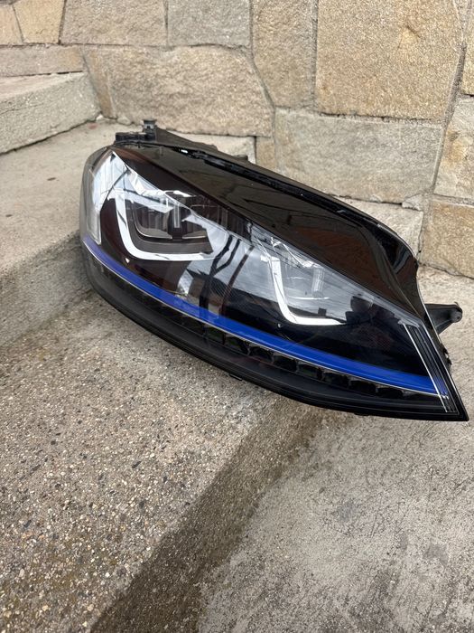 Фар за Фолсваген Голф,